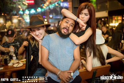 Seenspace Invasion ที่ร้าน Clouds, Fat'R Gut'z และ BREW Beers & Ciders — photo 60