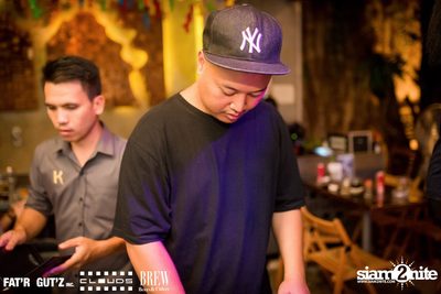 Seenspace Invasion ที่ร้าน Clouds, Fat'R Gut'z และ BREW Beers & Ciders — photo 77