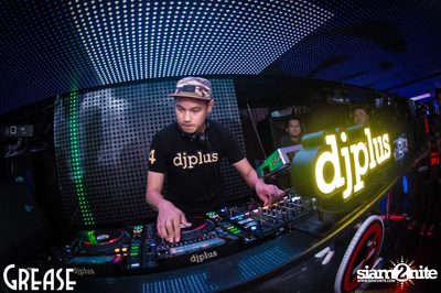 Wednesday Night at Grease Bangkok, Sukhumvit Soi 49 — photo 36