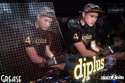 Wednesday Night at Grease Bangkok, Sukhumvit Soi 49 — photo 37