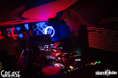 Wednesday Night at Grease Bangkok, Sukhumvit Soi 49 — photo 92