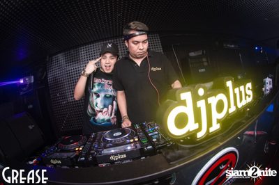 Wednesday Night at Grease Bangkok, Sukhumvit Soi 49 — photo 125