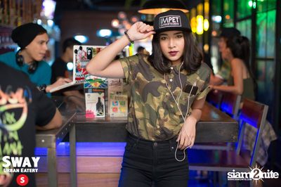 Throwback Thursday ที่ร้าน สเวย์, ทองหล่อ อารีน่า 10 — photo 3
