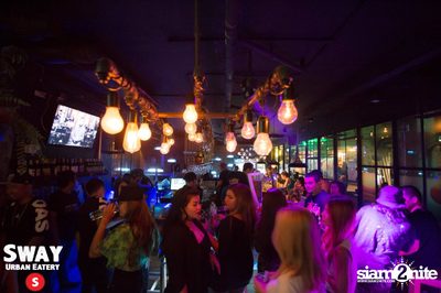Throwback Thursday ที่ร้าน สเวย์, ทองหล่อ อารีน่า 10 — photo 37