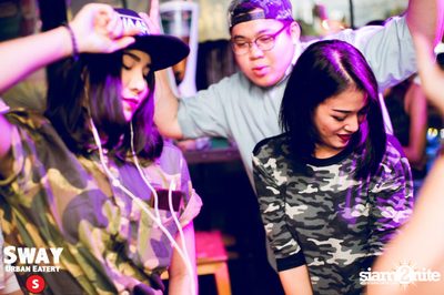 Throwback Thursday ที่ร้าน สเวย์, ทองหล่อ อารีน่า 10 — photo 56