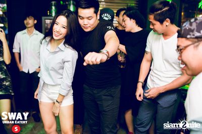 Throwback Thursday ที่ร้าน สเวย์, ทองหล่อ อารีน่า 10 — photo 70