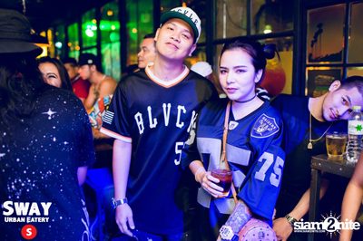Throwback Thursday ที่ร้าน สเวย์, ทองหล่อ อารีน่า 10 — photo 72