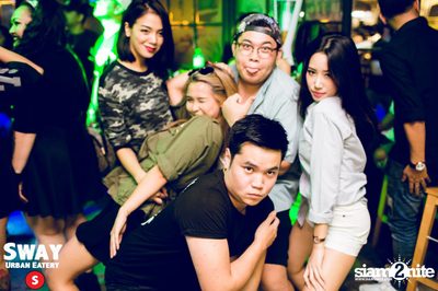 Throwback Thursday ที่ร้าน สเวย์, ทองหล่อ อารีน่า 10 — photo 94