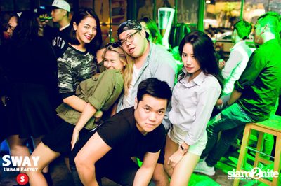 Throwback Thursday ที่ร้าน สเวย์, ทองหล่อ อารีน่า 10 — photo 95