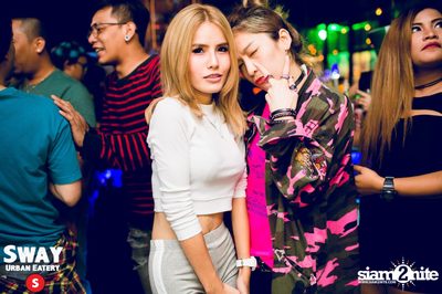 Throwback Thursday ที่ร้าน สเวย์, ทองหล่อ อารีน่า 10 — photo 99