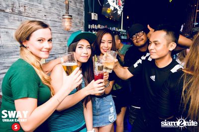 Throwback Thursday ที่ร้าน สเวย์, ทองหล่อ อารีน่า 10 — photo 127
