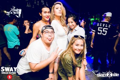 Throwback Thursday ที่ร้าน สเวย์, ทองหล่อ อารีน่า 10 — photo 159