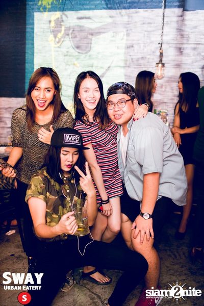 Throwback Thursday ที่ร้าน สเวย์, ทองหล่อ อารีน่า 10 — photo 171