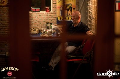 St. Patrick's Day at Le Café des Stagiaires - Bangkok — photo 7