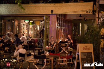 St. Patrick's Day at Le Café des Stagiaires - Bangkok — photo 11