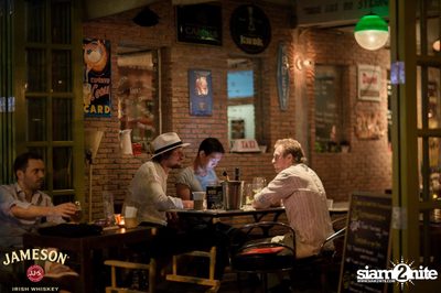 St. Patrick's Day at Le Café des Stagiaires - Bangkok — photo 13
