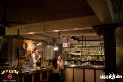 St. Patrick's Day at Le Café des Stagiaires - Bangkok — photo 28