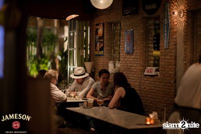St. Patrick's Day at Le Café des Stagiaires - Bangkok — photo 34