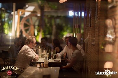 St. Patrick's Day at Le Café des Stagiaires - Bangkok — photo 38