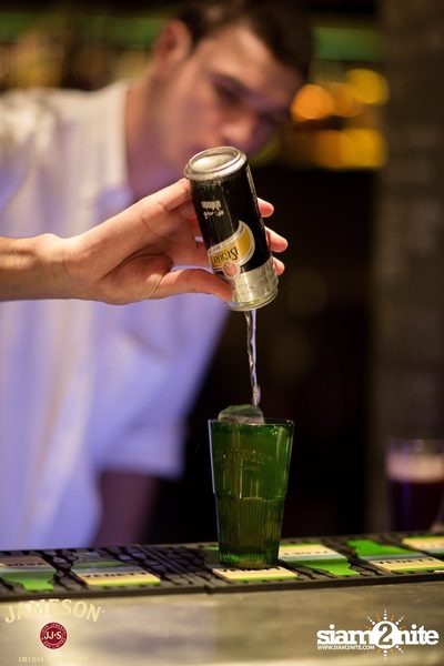 St. Patrick's Day at Le Café des Stagiaires - Bangkok — photo 45