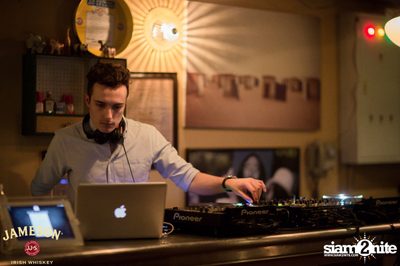 St. Patrick's Day at Le Café des Stagiaires - Bangkok — photo 46