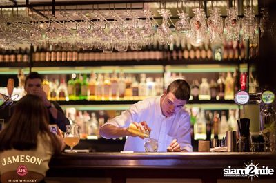 St. Patrick's Day at Le Café des Stagiaires - Bangkok — photo 65