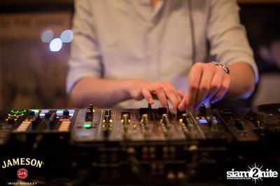 St. Patrick's Day at Le Café des Stagiaires - Bangkok — photo 95