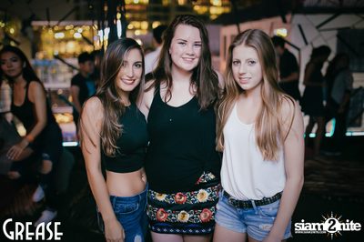 Friday Night at Grease Bangkok, Sukhumvit Soi 49 — photo 4