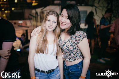 Friday Night at Grease Bangkok, Sukhumvit Soi 49 — photo 95