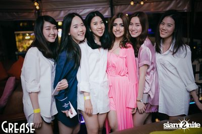 Friday Night at Grease Bangkok, Sukhumvit Soi 49 — photo 102