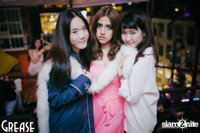 Friday Night at Grease Bangkok, Sukhumvit Soi 49 — photo 107