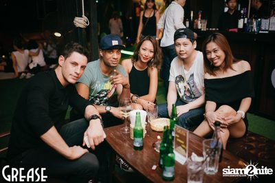 Friday Night at Grease Bangkok, Sukhumvit Soi 49 — photo 149