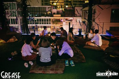 Friday Night at Grease Bangkok, Sukhumvit Soi 49 — photo 151