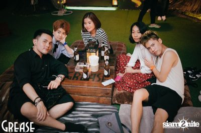 Friday Night at Grease Bangkok, Sukhumvit Soi 49 — photo 153