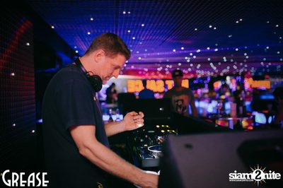 Friday Night at Grease Bangkok, Sukhumvit Soi 49 — photo 166