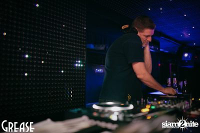 Friday Night at Grease Bangkok, Sukhumvit Soi 49 — photo 167