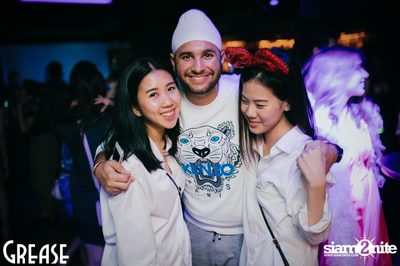 Friday Night at Grease Bangkok, Sukhumvit Soi 49 — photo 182