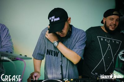 Friday Night at Grease Bangkok, Sukhumvit Soi 49 — photo 189