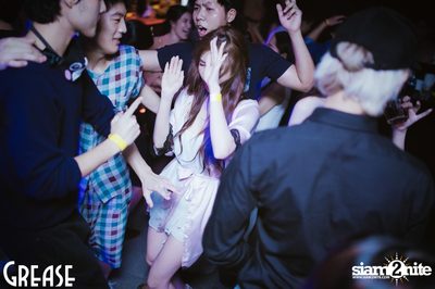 Friday Night at Grease Bangkok, Sukhumvit Soi 49 — photo 198