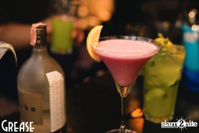 Saturday Night at GREASE Bangkok, Sukhumvit 49 — photo 8