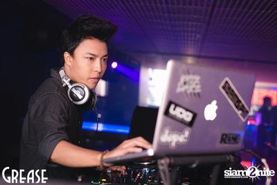 Saturday Night at GREASE Bangkok, Sukhumvit 49 — photo 24