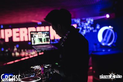 Saturday Night at GREASE Bangkok, Sukhumvit 49 — photo 58