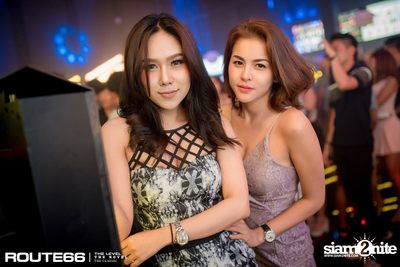 ปาร์ตี้คืนวันเสาร์ ที่ร้าน รูท ซิกตี้ซิก คลับ อาร์ซีเอ — photo 62