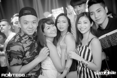 ปาร์ตี้คืนวันเสาร์ ที่ร้าน รูท ซิกตี้ซิก คลับ อาร์ซีเอ — photo 66