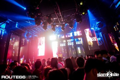 ปาร์ตี้คืนวันเสาร์ ที่ร้าน รูท ซิกตี้ซิก คลับ อาร์ซีเอ — photo 76