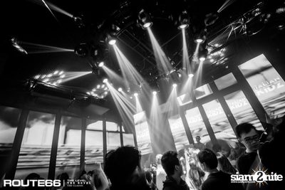 ปาร์ตี้คืนวันเสาร์ ที่ร้าน รูท ซิกตี้ซิก คลับ อาร์ซีเอ — photo 79