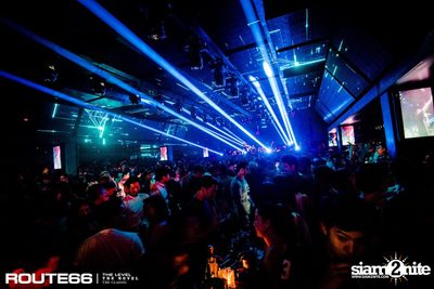 ปาร์ตี้คืนวันเสาร์ ที่ร้าน รูท ซิกตี้ซิก คลับ อาร์ซีเอ — photo 84