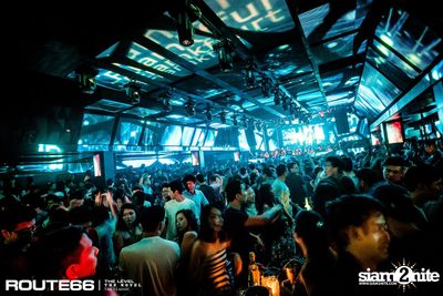 ปาร์ตี้คืนวันเสาร์ ที่ร้าน รูท ซิกตี้ซิก คลับ อาร์ซีเอ — photo 86