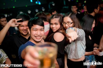 ปาร์ตี้คืนวันเสาร์ ที่ร้าน รูท ซิกตี้ซิก คลับ อาร์ซีเอ — photo 104