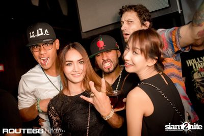 ปาร์ตี้คืนวันเสาร์ ที่ร้าน รูท ซิกตี้ซิก คลับ อาร์ซีเอ — photo 110